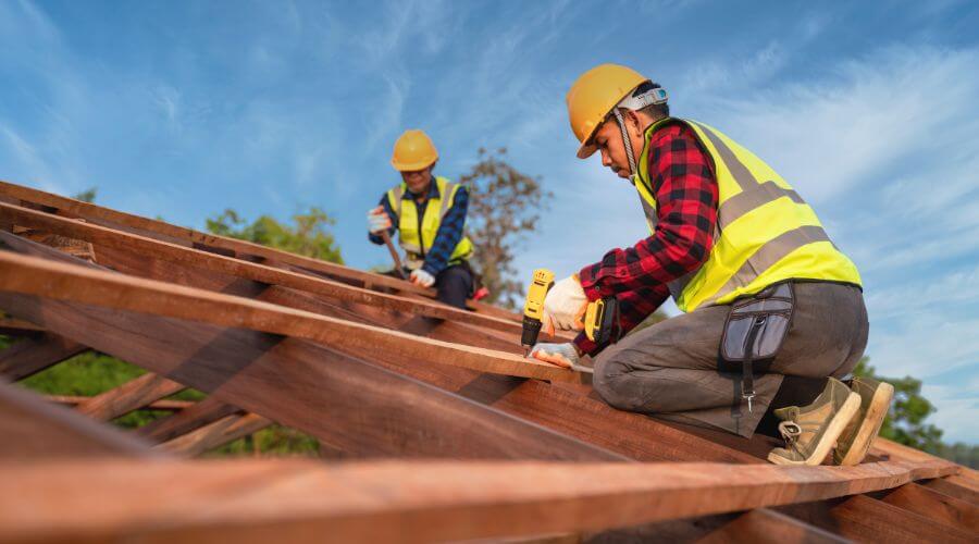 Professional Flat Roofing Installation services in Calvert, TX